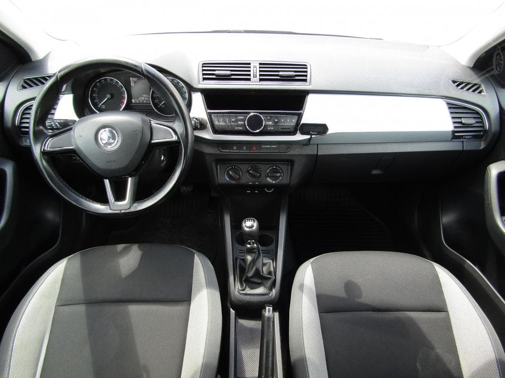 2015 Škoda FABIA - 15