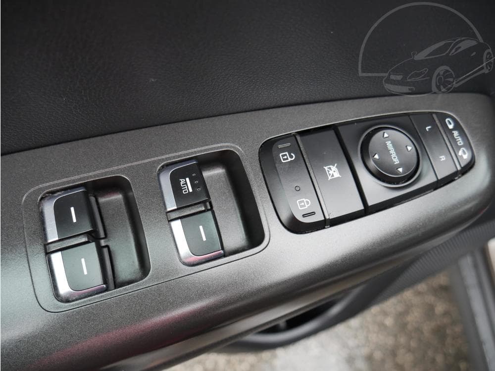 2017 Kia Sportage - 16