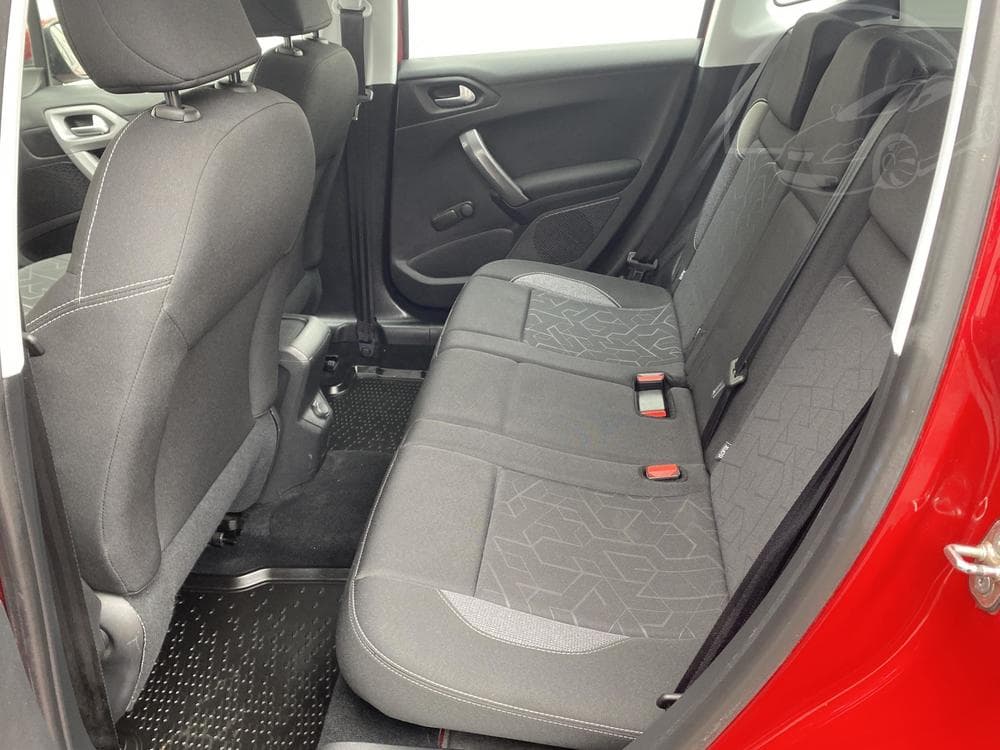 2018 Peugeot 2008 - 28