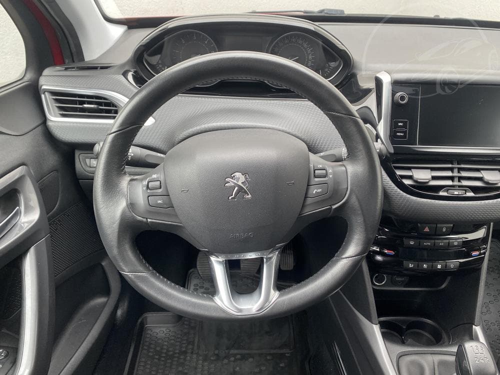 2018 Peugeot 2008 - 31