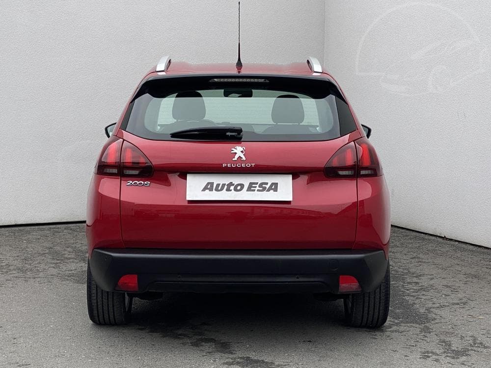 2018 Peugeot 2008 - 13