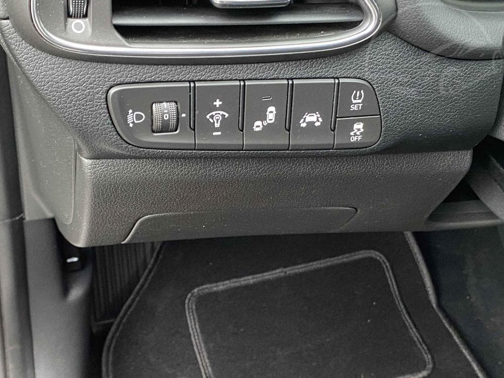 2020 Hyundai i30 - 12
