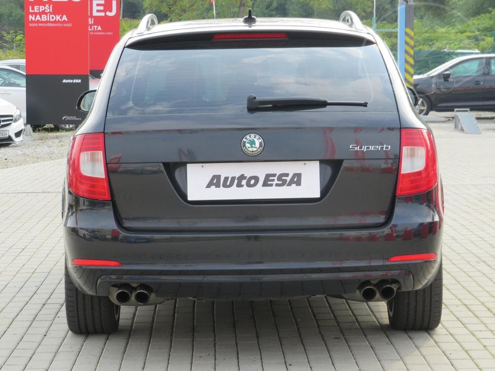 2011 Škoda SUPERB - 5