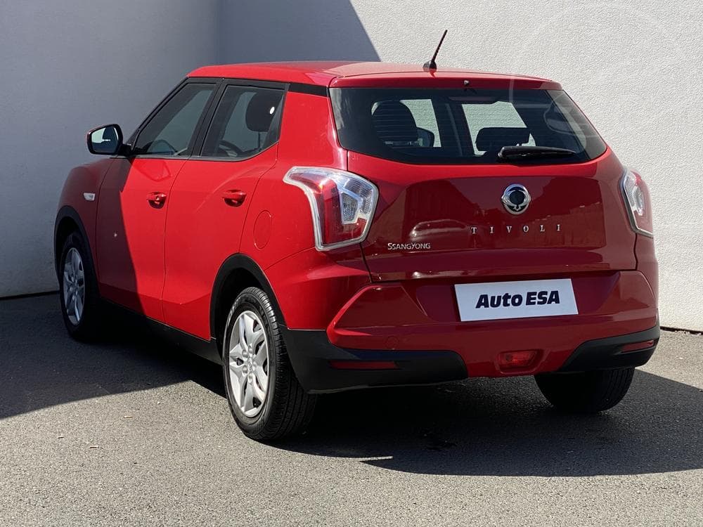 2015 SsangYong TIVOLI - 11