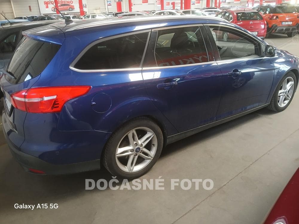 2015 Ford FOCUS - 3