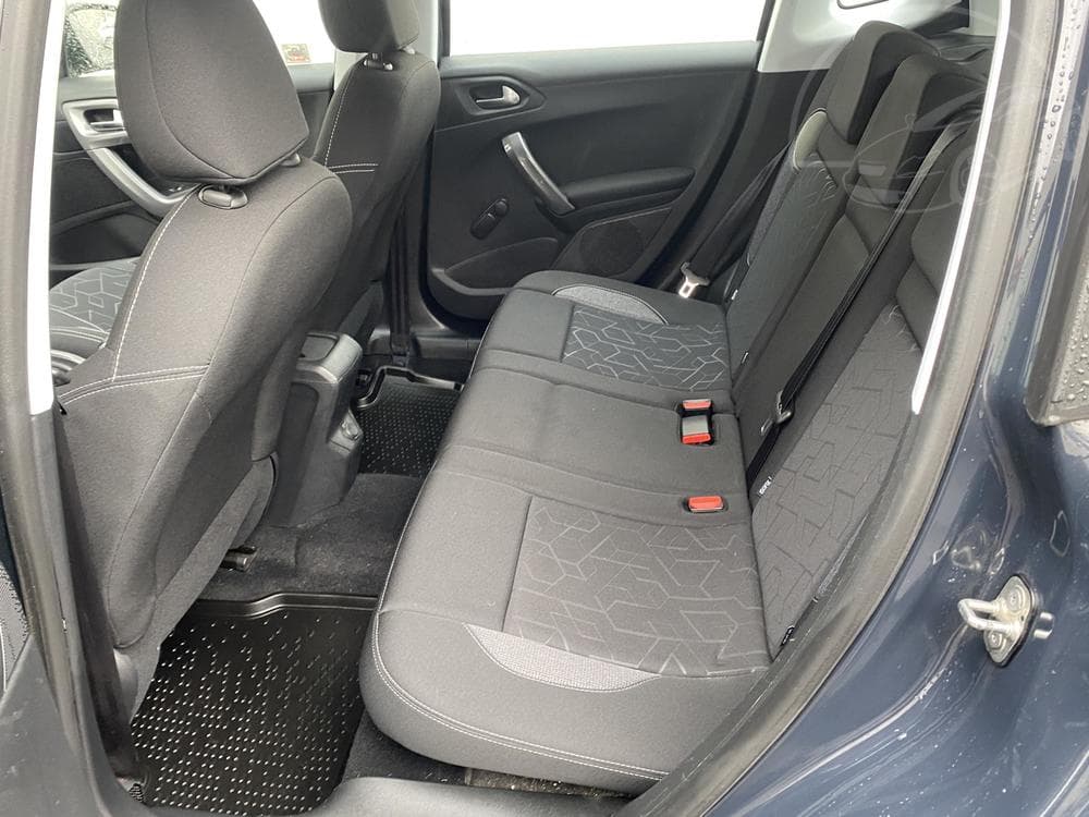 2018 Peugeot 2008 - 19