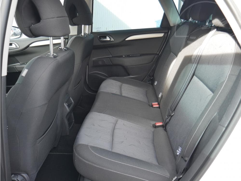 2011 Citroen C4 - 10