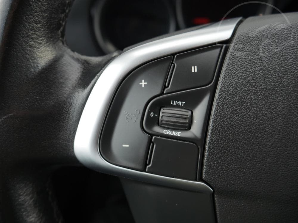 2011 Citroen C4 - 12
