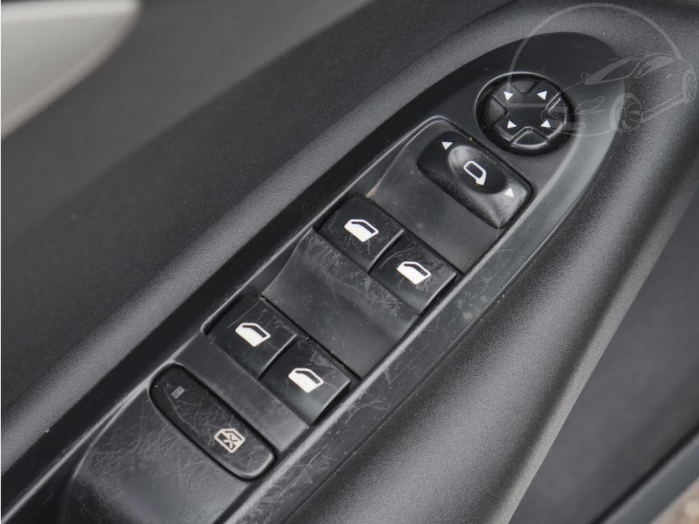 2011 Citroen C4 - 17