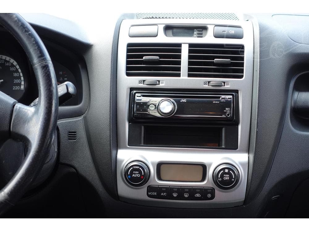 2005 Kia SPORTAGE - 9