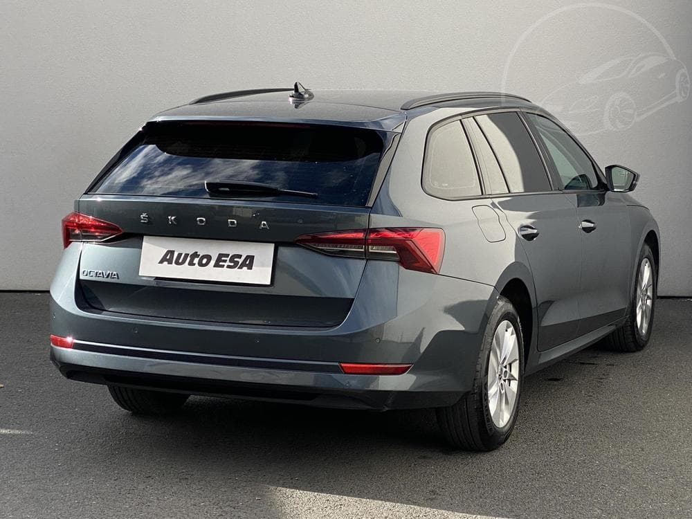 2021 Škoda OCTAVIA - 10