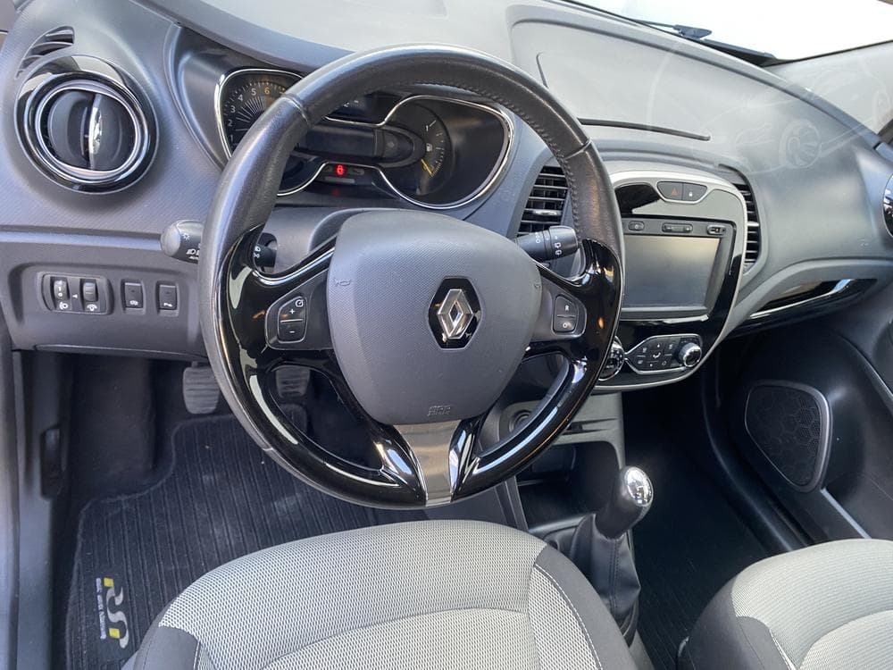 2015 Renault CAPTUR - 23