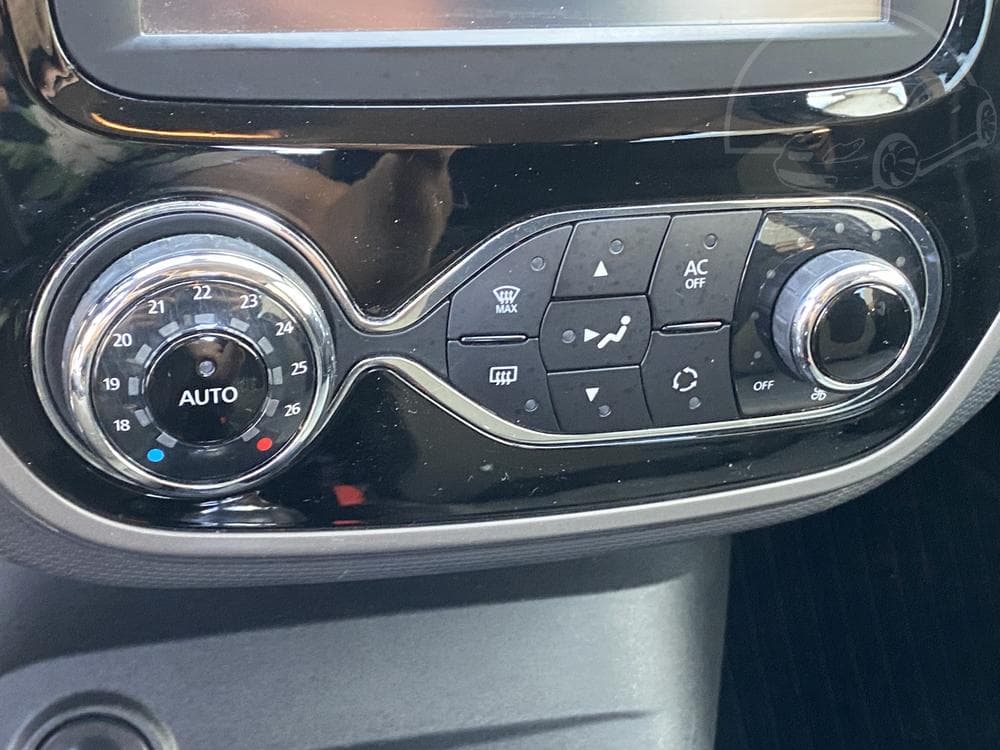 2015 Renault CAPTUR - 27