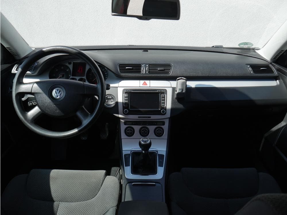 2008 Volkswagen PASSAT - 15