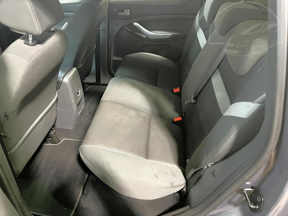 2012 Ford KUGA - 10
