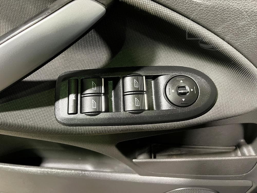 2012 Ford KUGA - 12
