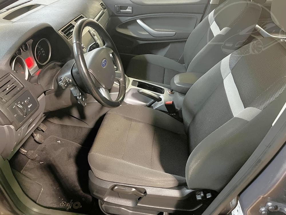 2012 Ford KUGA - 9