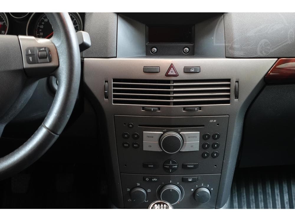 2005 Opel ASTRA - 9