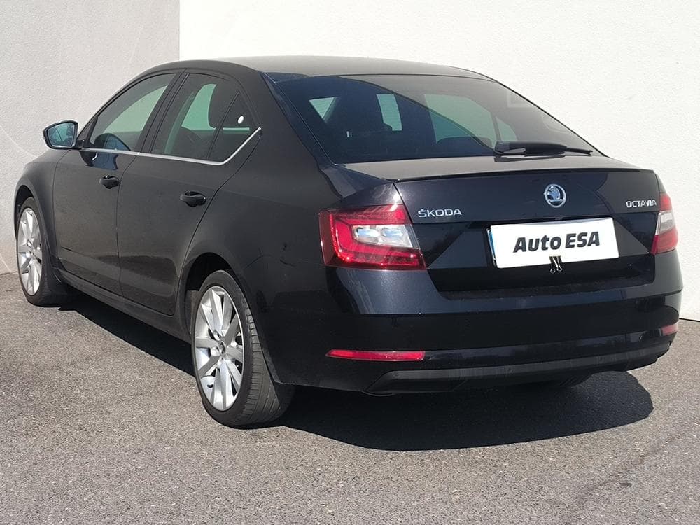 2018 Škoda OCTAVIA - 16