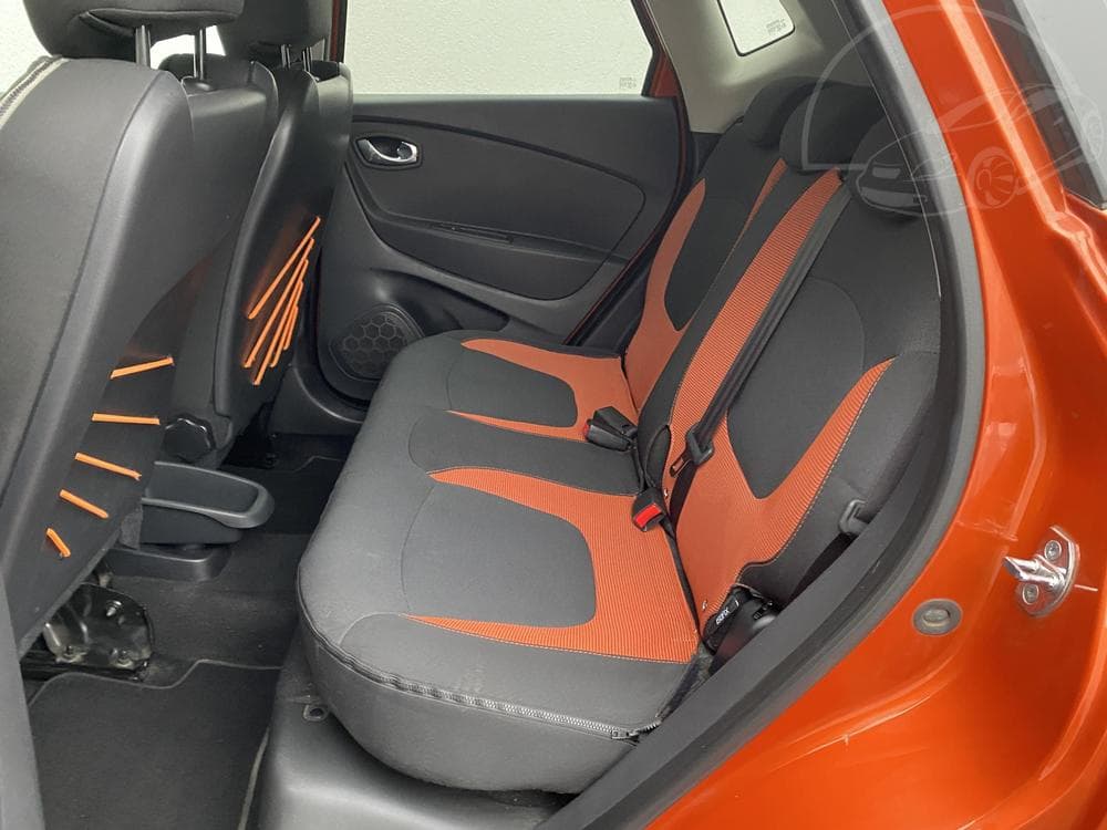 2015 Renault CAPTUR - 10