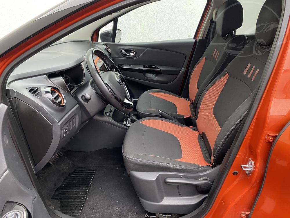 2015 Renault CAPTUR - 9
