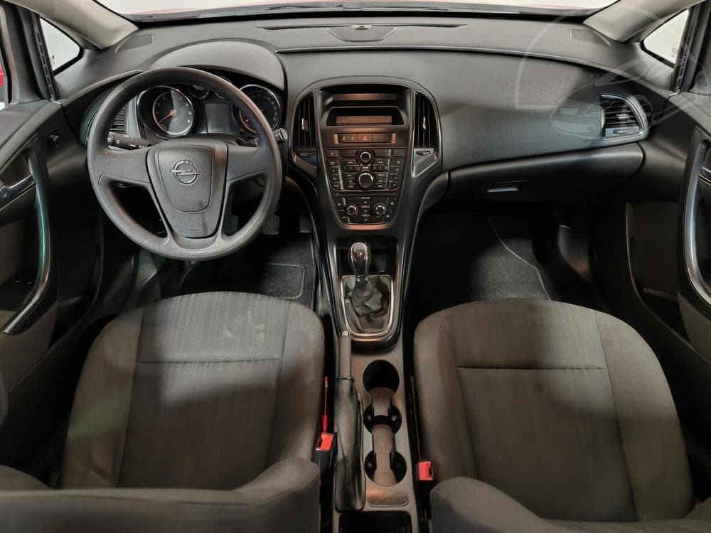 2011 Opel ASTRA - 8