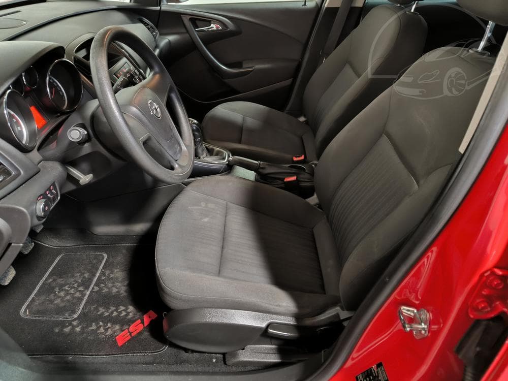 2011 Opel ASTRA - 9