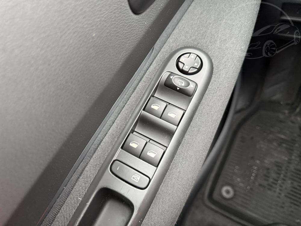 2016 Peugeot 3008 - 11