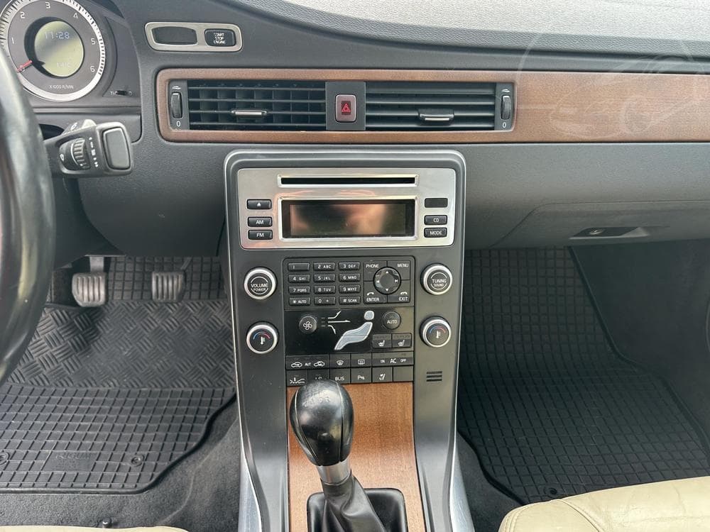 2010 Volvo S80 - 14