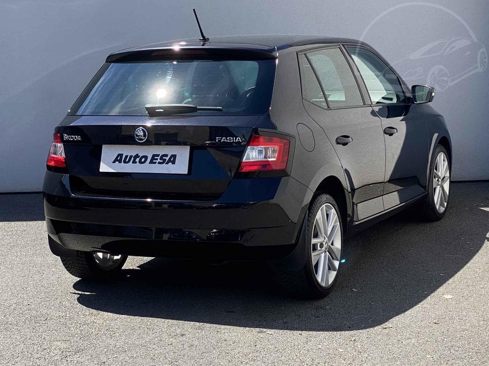2016 Škoda FABIA - 4
