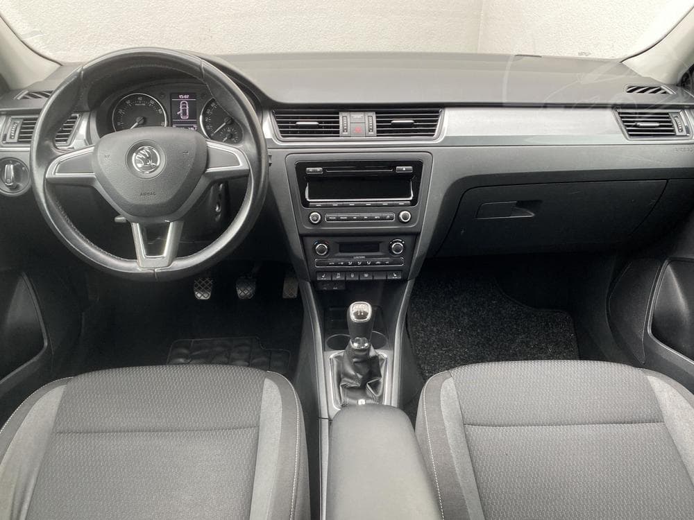 2014 Škoda RAPID - 15
