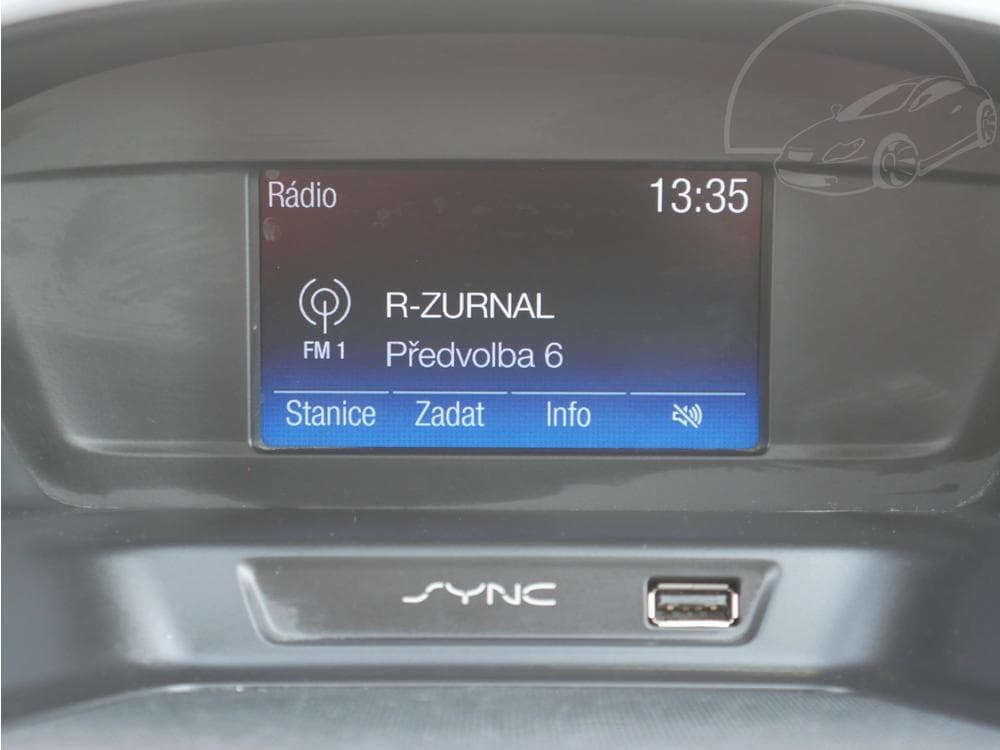 2017 Ford C-Max - 12