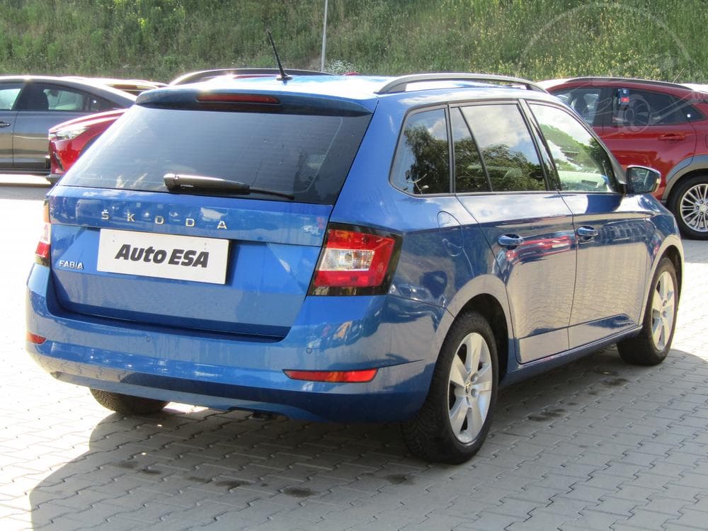 2021 Škoda FABIA - 16
