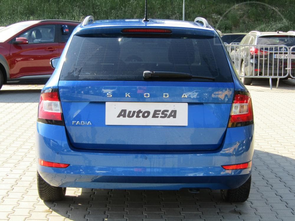 2021 Škoda FABIA - 21