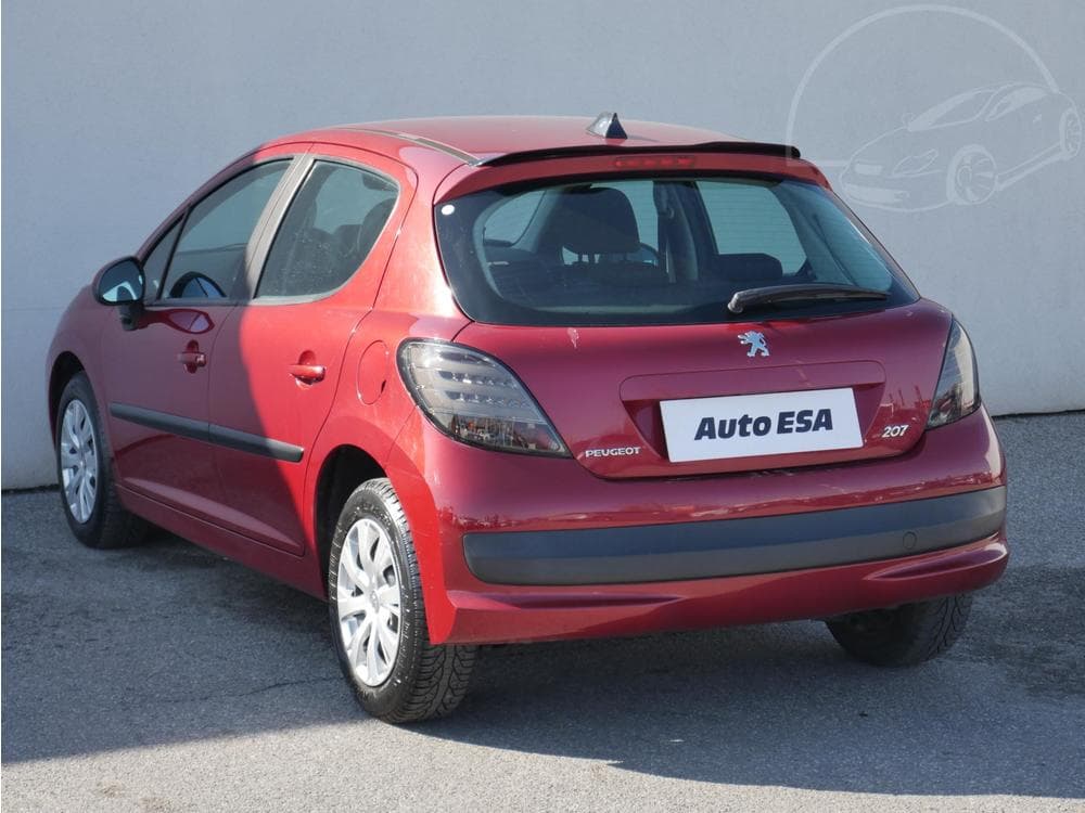 2010 Peugeot 207 - 6
