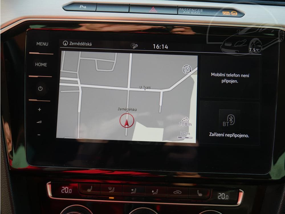 2018 Volkswagen PASSAT - 34