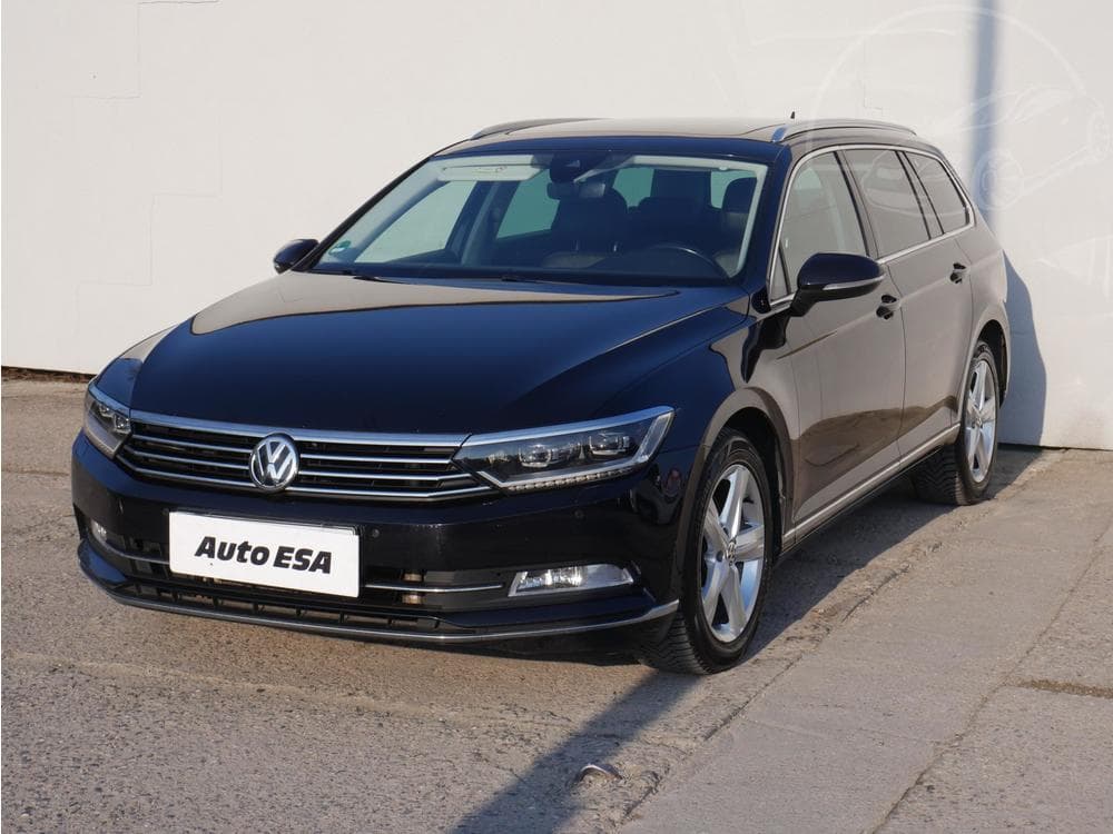 2018 Volkswagen PASSAT - 7