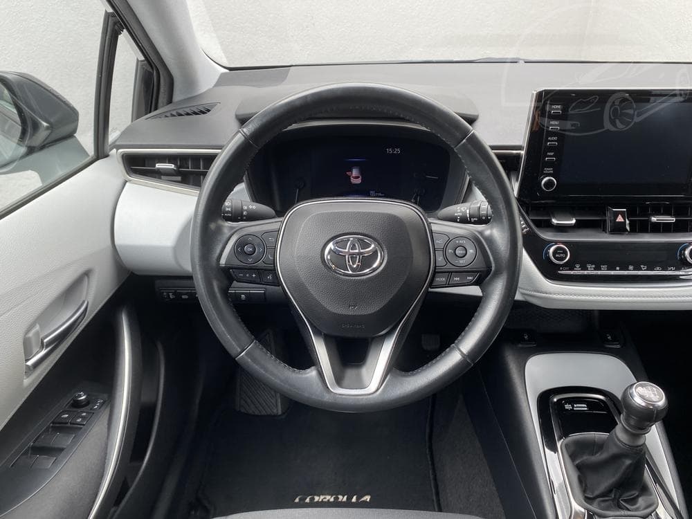 2021 Toyota COROLLA - 11