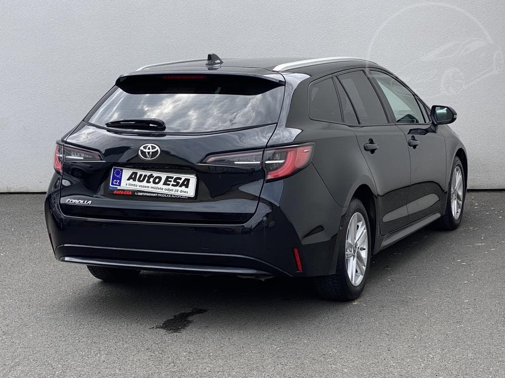 2021 Toyota COROLLA - 4