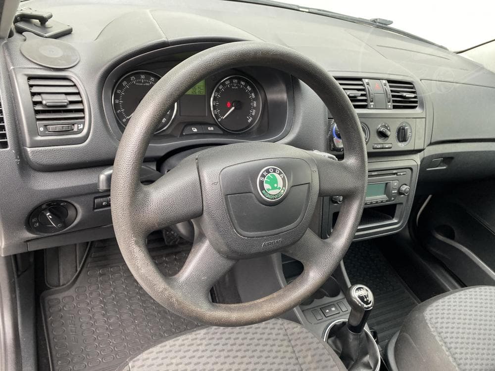 2011 Škoda FABIA - 12