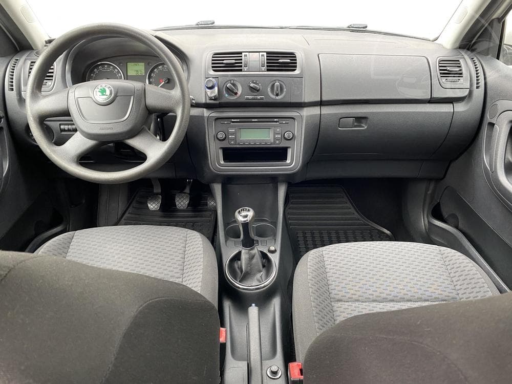 2011 Škoda FABIA - 8