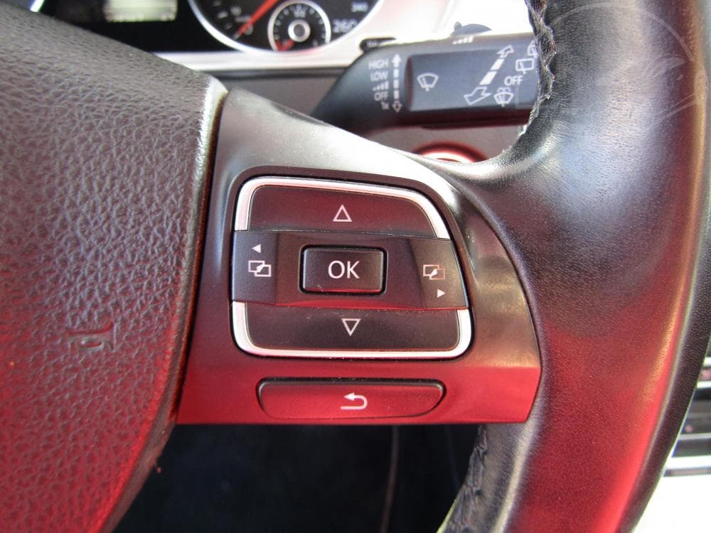 2012 Volkswagen PASSAT - 53