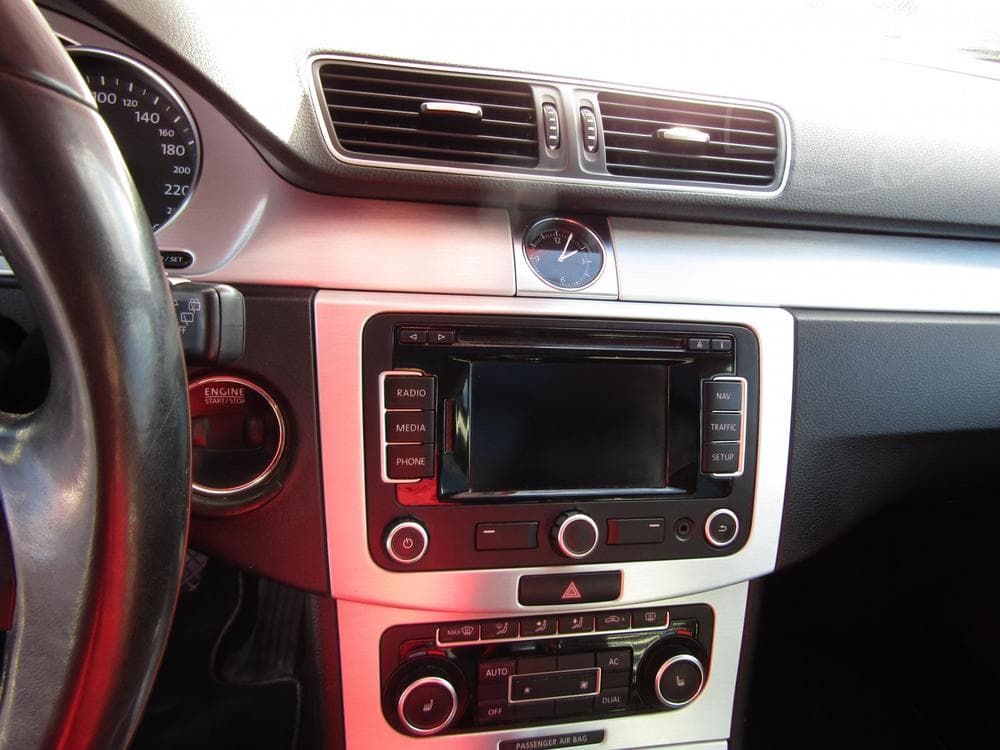 2012 Volkswagen PASSAT - 57