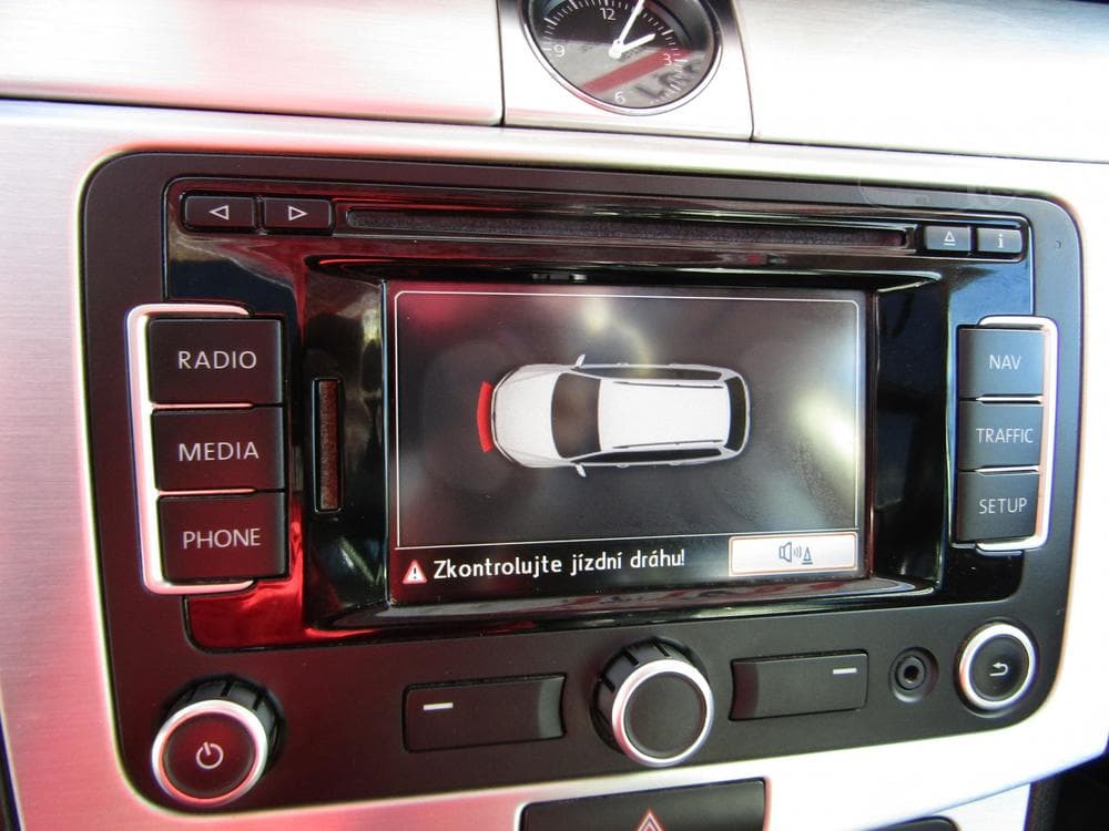 2012 Volkswagen PASSAT - 61