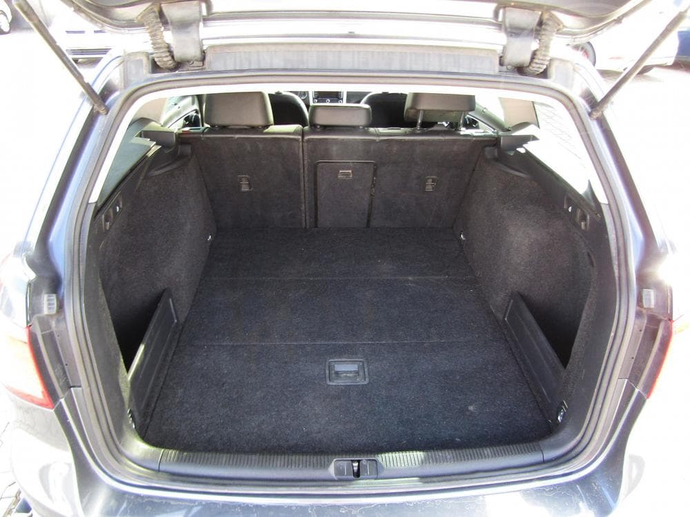 2012 Volkswagen PASSAT - 25
