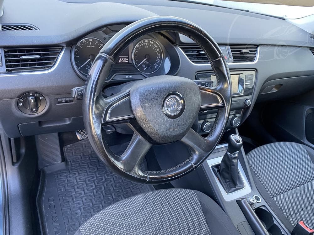 2015 Škoda OCTAVIA - 12
