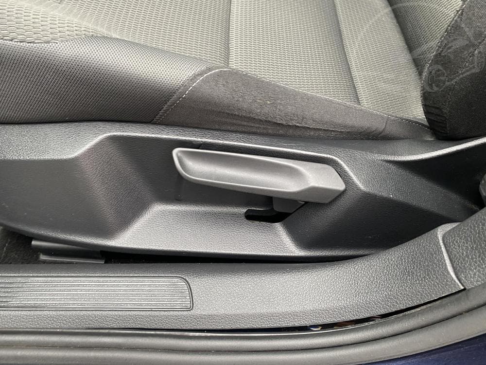 2015 Volkswagen Golf - 27