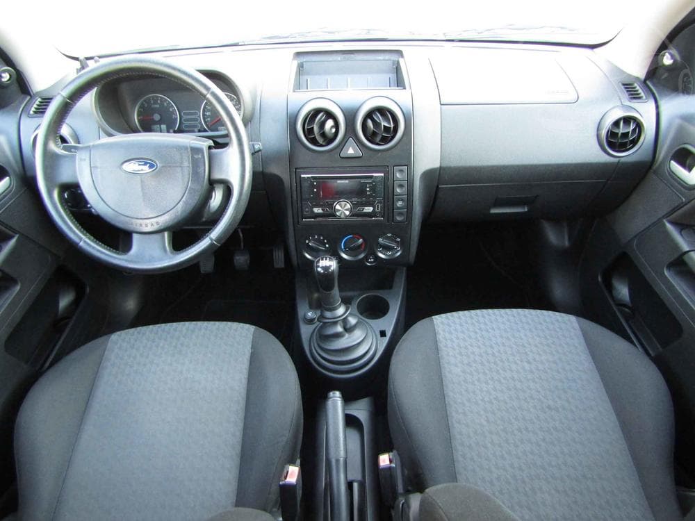 2004 Ford FUSION - 8