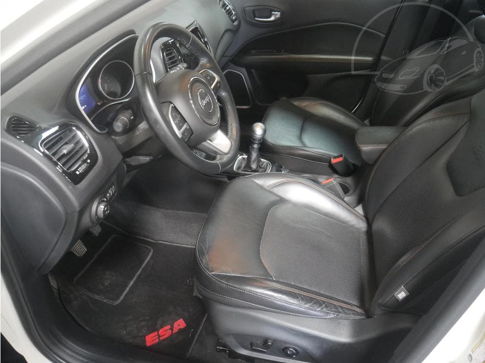 2018 Jeep COMPASS - 37