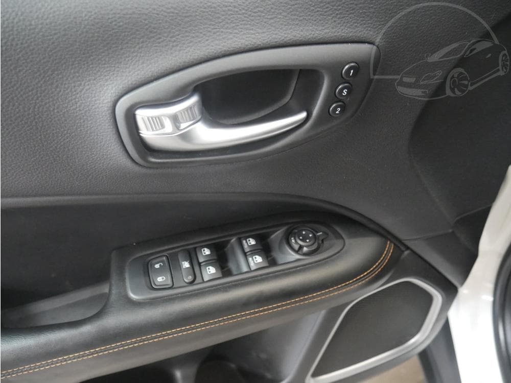 2018 Jeep COMPASS - 53